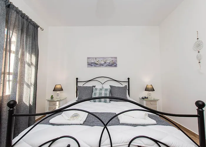 Naxian Bliss Lejlighed *