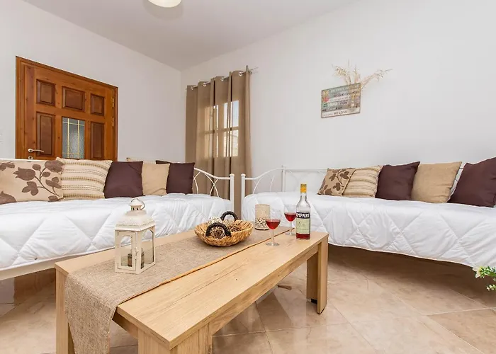 Naxian Bliss Agkidia