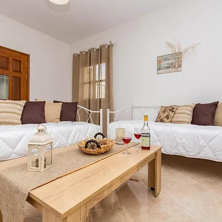 Naxian Bliss Agkidia